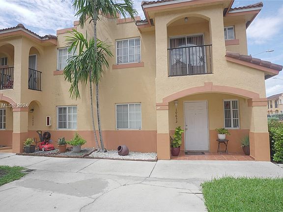 2nd image of 10652 NW 87th Ct #10652
