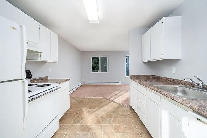 8332 SW 21st Ave #1 — Photo 10
