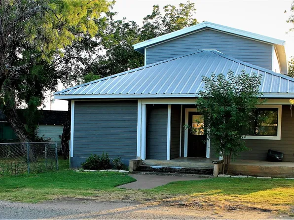 624 Griffin Rd, Albany, TX 76430