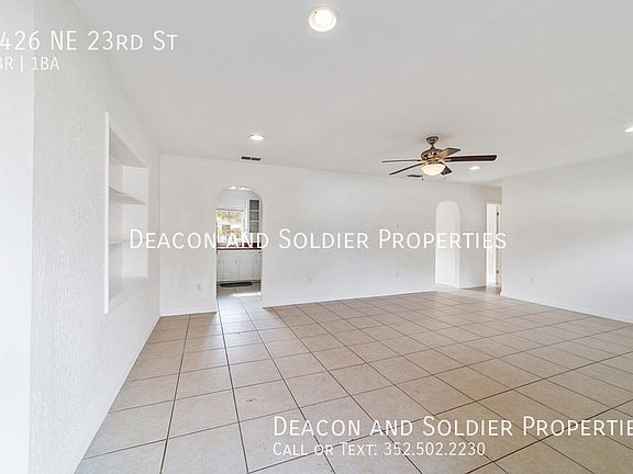 4th image of 1426 NE 23rd St
