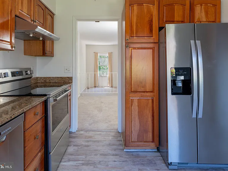 2913 Seminole Rd — Photo 13