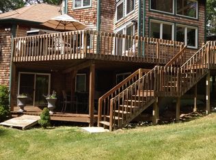 12 Thorpe Ln, Richmond, RI 02892