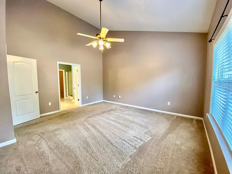 109 Paqcolet Dr — Photo 18