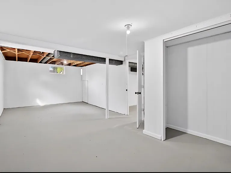 127 Yankee Dr — Photo 19