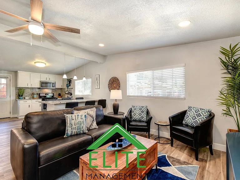 898 Beardsley Dr — Photo 5