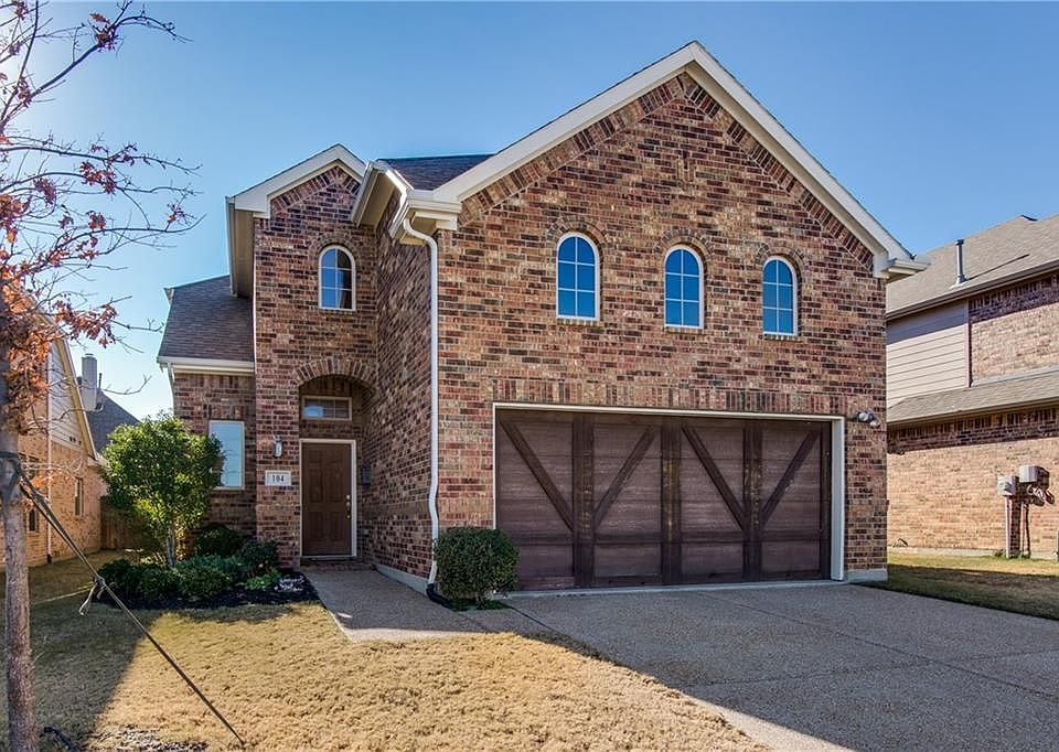 1st image of 104 Westminster Dr