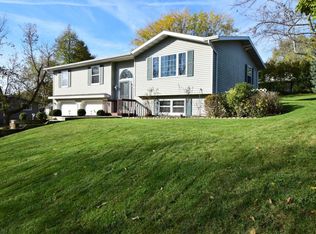 N3349 Ivy Rd, Lake Geneva, WI 53147