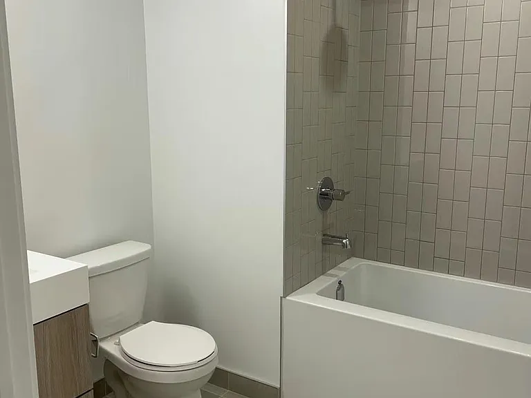 35 Tubman Ave #514 — Photo 7