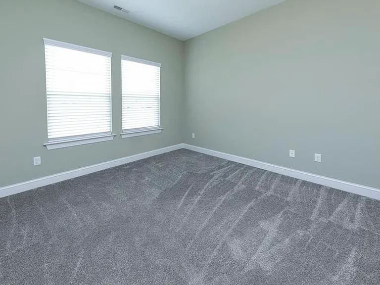 111 Holly Ridge Dr — Photo 11