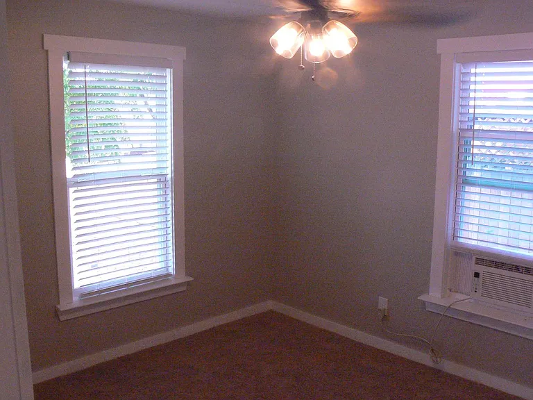 5728 Curzon Ave — Photo 7