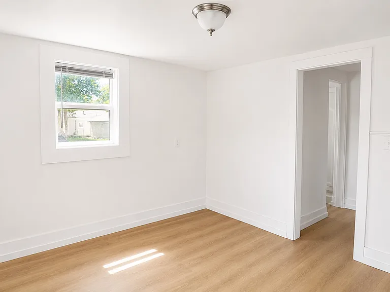 122 N 22nd St #1 — Photo 7