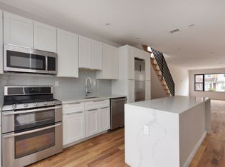 558 E 38th St, Brooklyn, NY 11203
