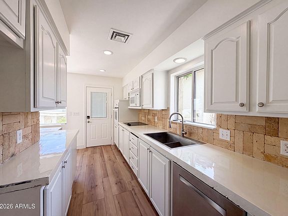 3rd image of 5341 N QUESTA TIERRA Drive