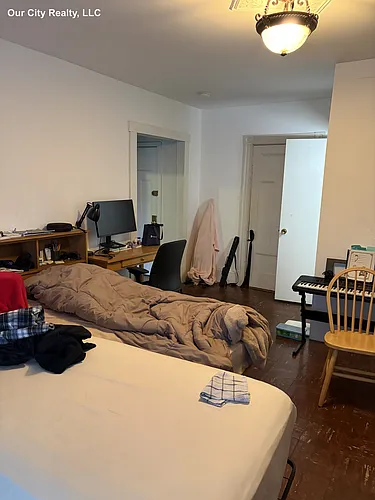 96 College Ave Photo 1
