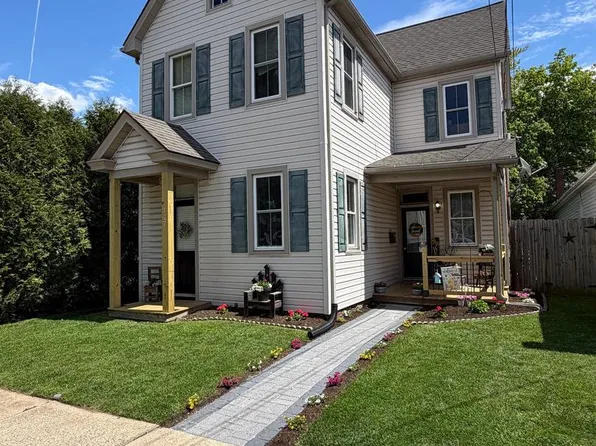 127 Church Ave, Ephrata, PA 17522