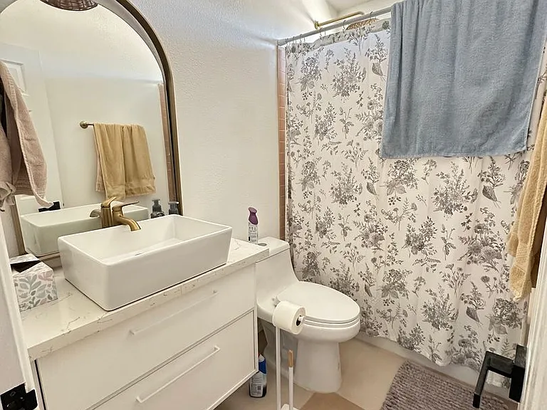 5746 Halsey Ave — Photo 8