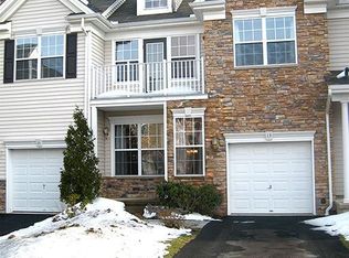 13 Case Ct, Monroe, NY 10950