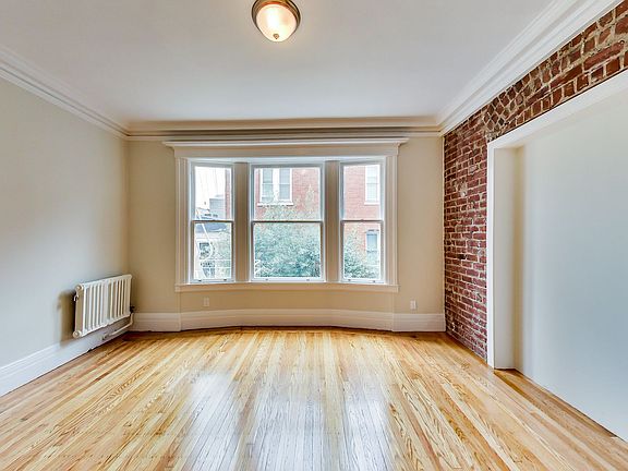 4th image of 655 Hyde St APT 9