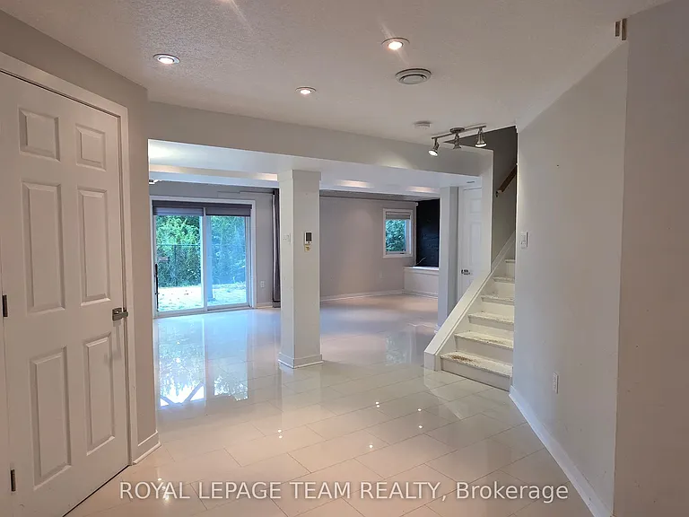 2714 Grand Vista Cir — Photo 25