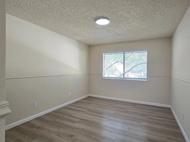 5590 Makati Cir — Photo 4