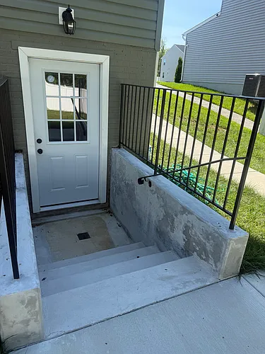 512 Rivers Edge Dr #BASEMENT Photo 1