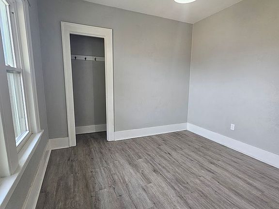 5th image of 2042-2046 W 4th St #3