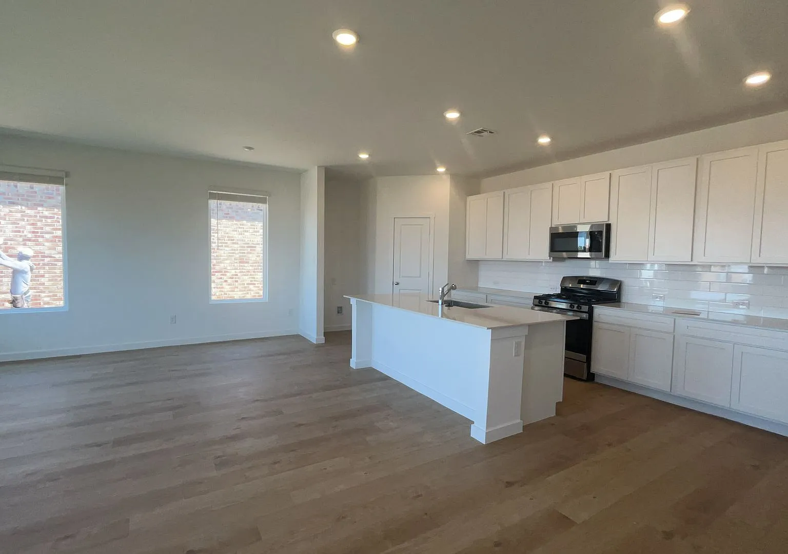 Brand New 4 Bedroom Home in Deer Creek Schools — Photo 4
