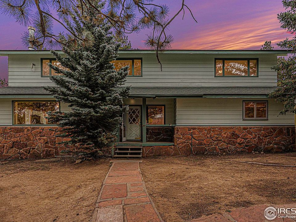 1st image of 560 Ponderosa Dr