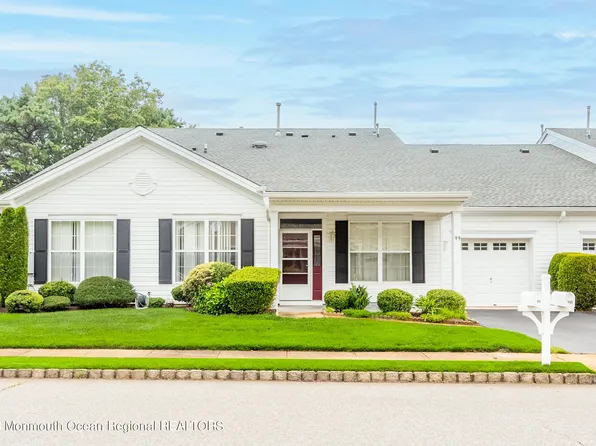 99 Shadowlawns Drive, Lakewood, NJ 08701