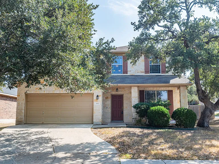 1612 Melissa Oaks Ln — Photo 2