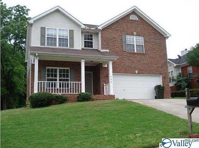 1st image of 202 Bridgeway Cir