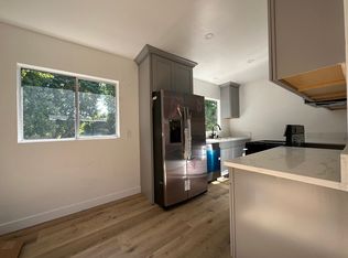 8351 Amigo Ave APT 9, Northridge, CA 91324