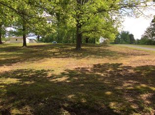 262 Mays Ave, Huntingdon, TN 38344