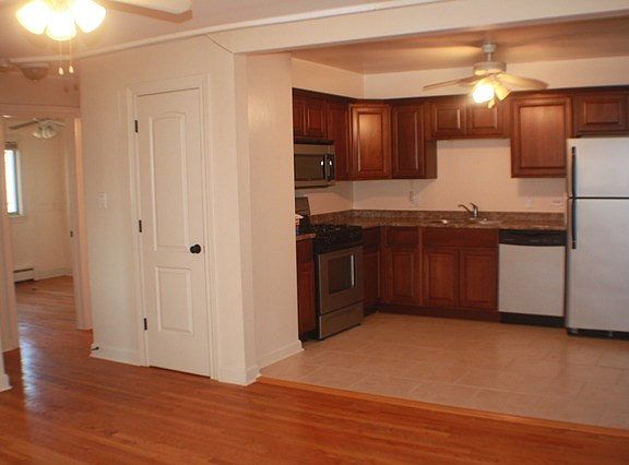 2nd image of 4431 Prescott Ave APT 1A