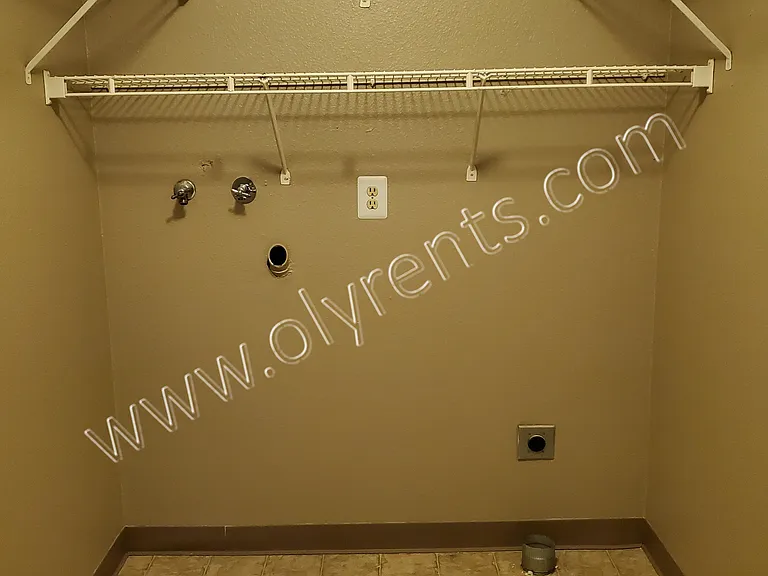 Laundry Room (1)_10082025