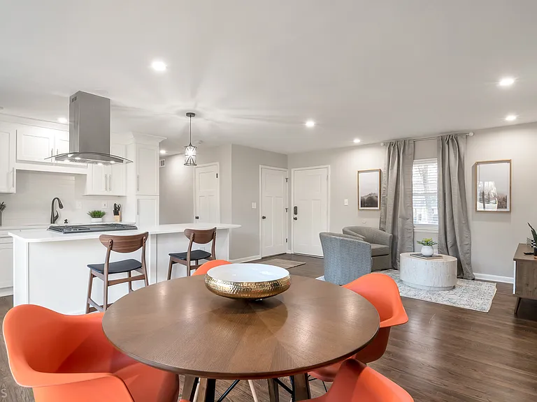 3313 Campbell Rd SE — Photo 3