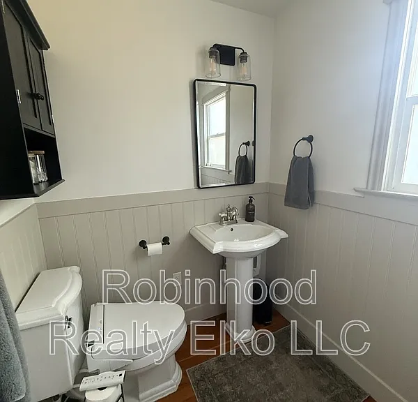 620 Maple St — Photo 14