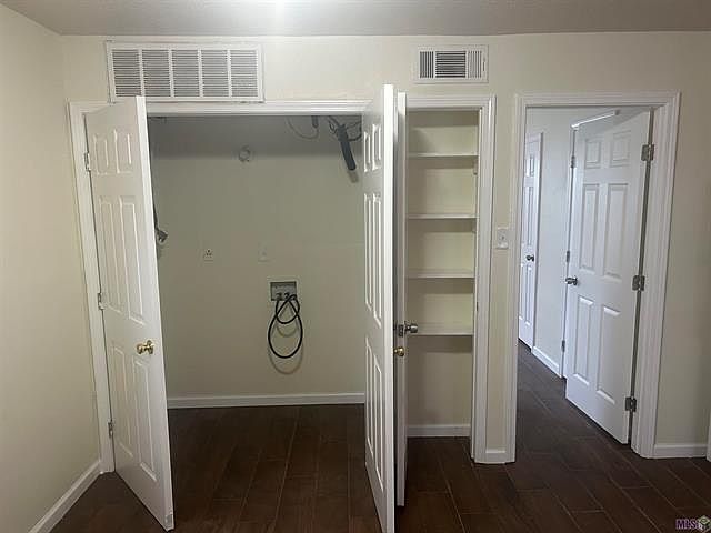2nd image of 248 Helen St