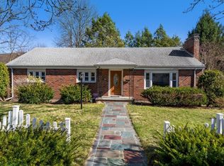 76 Brook Farm Rd, West Roxbury, MA 02132