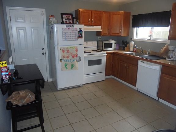 2nd image of 1190 Elderwood Ave