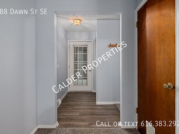 4th image of 688 Dawn St SE