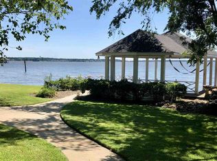 110 Grand View Cir, Brandon, MS 39047