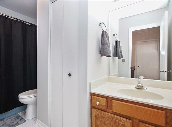 5th image of 283 E Forest Knoll Dr