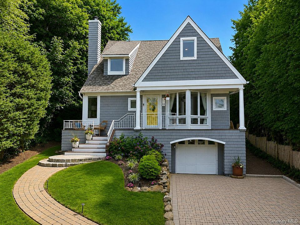 1st image of 12 Valley Drive