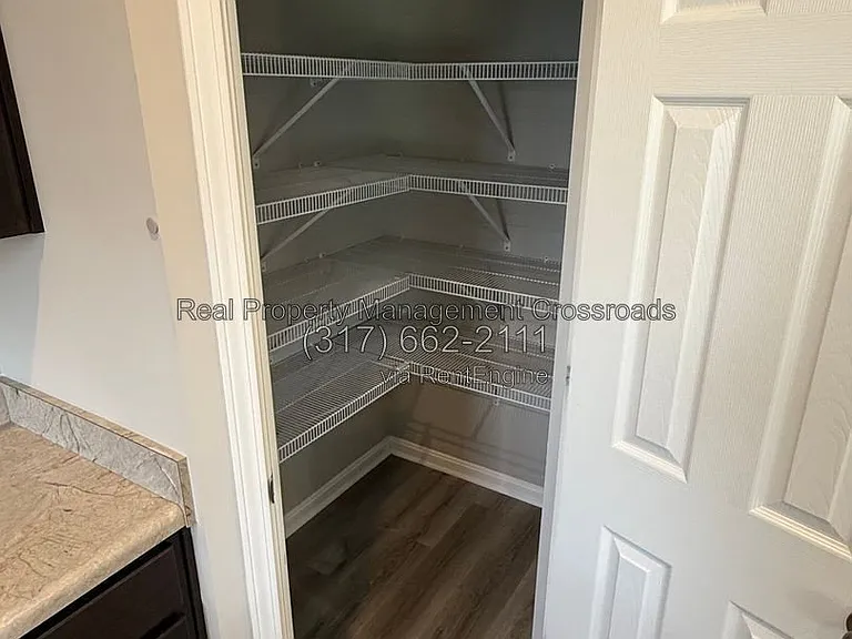 5509 W Woodhaven Dr — Photo 14