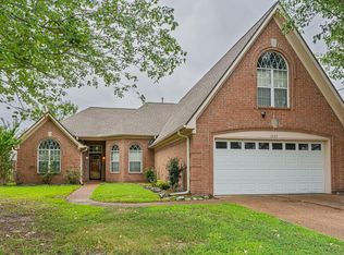1533 Siskin Dr, Cordova, TN 38016