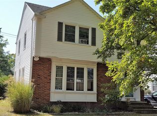 4036 Silsby Rd, University Heights, OH 44118