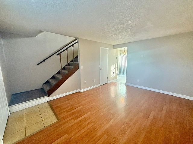 1st image of 515 1/2 4th St NE #1