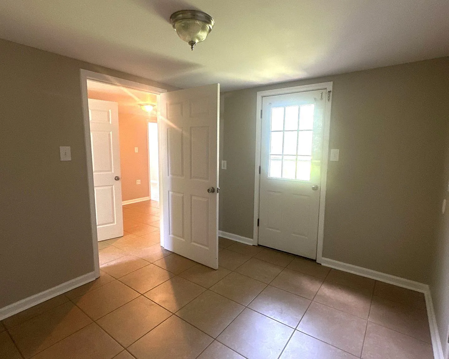 64 Brick Avenue Munford - 1 — Photo 2