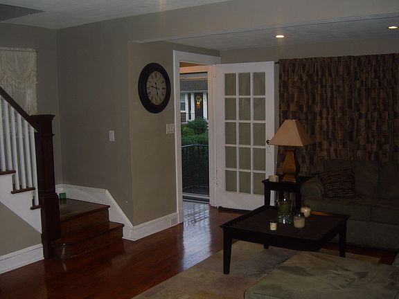 3rd image of 97 Sanford Pl